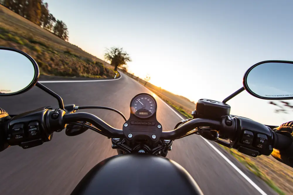 Is Lane Splitting Legal in South Carolina? [+ Lane Filtering]